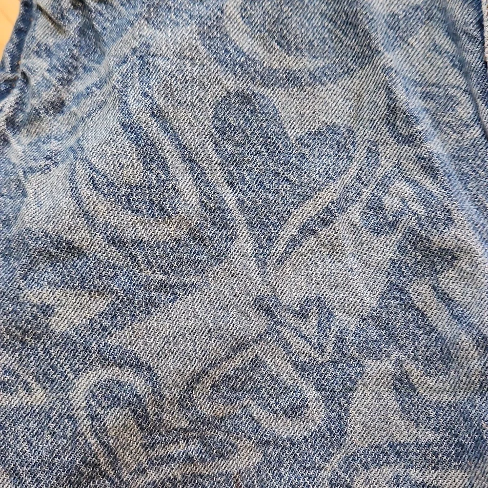 Denim Co | Heart Print Adjustable Waistband Denim Mom Shorts | Size 11-12